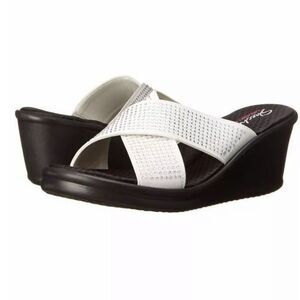 Skechers Women's Rhinestone Cali Rumblers Metal Mama White Sandals Size 9
